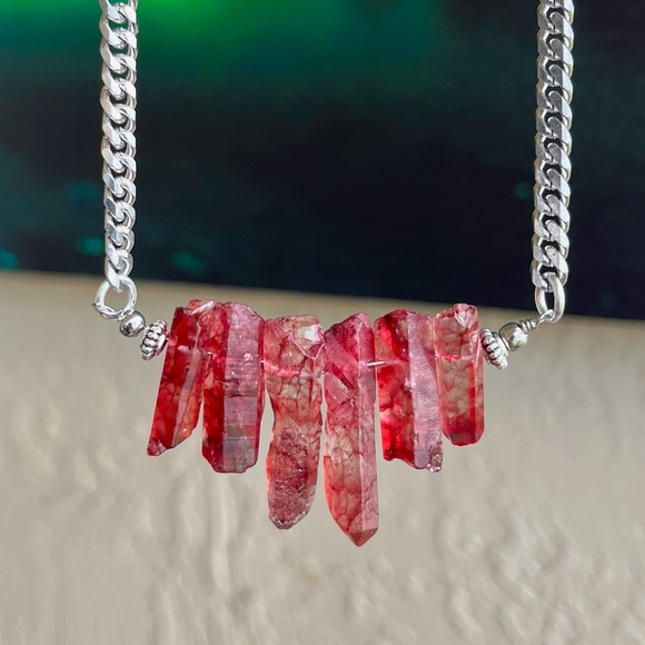 Red aura crystal quartz on stainless steel chain boho goth choker necklace - Picture 9 of 13